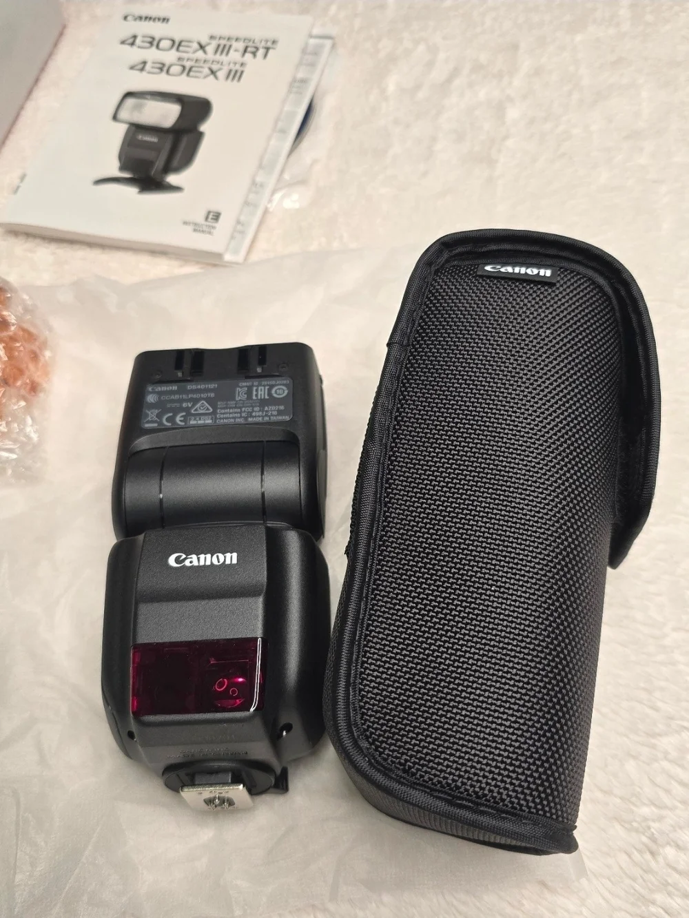 Canon Speedlite 430EX III-RT On Camera Flash w/Bounce Hard Dome Diffuser Bundle